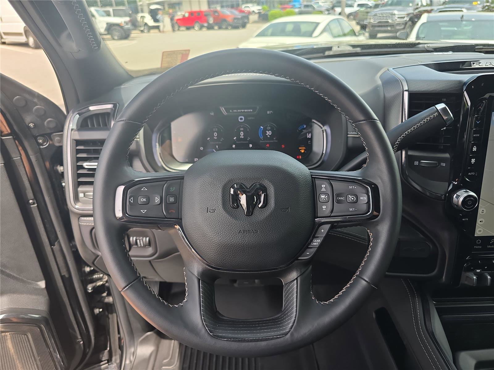 Used 2024 RAM 3500 Limited AWD/4WD image 29