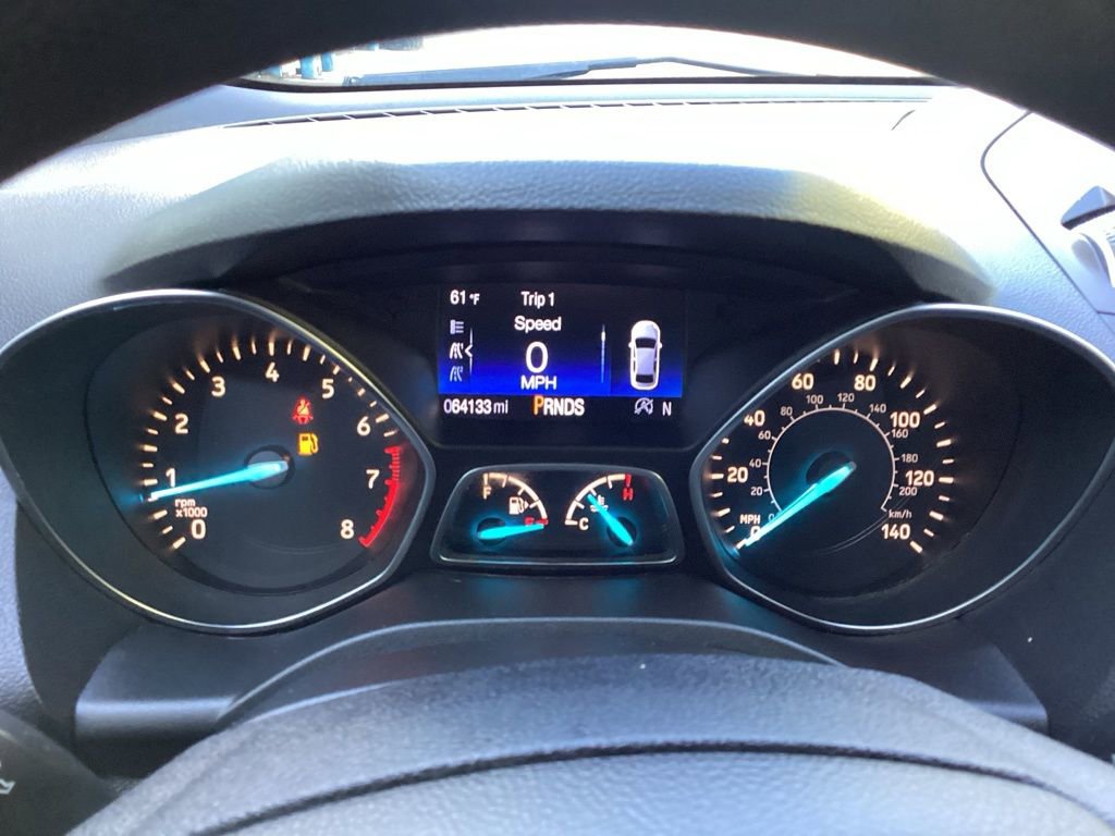 Used 2017 Ford Escape SE image 41