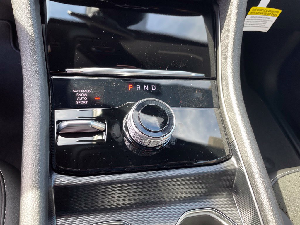 New 2027 Jeep Grand Cherokee Altitude AWD/4WD image 17