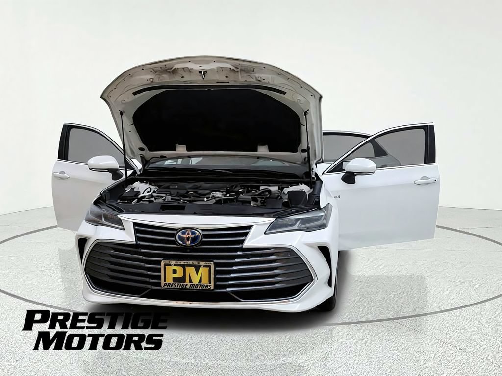 Used 2020 Toyota Avalon Limited w/ Advanced Safety Package FWD image 12