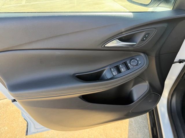 Used 2024 Buick Encore GX Sport Touring image 14