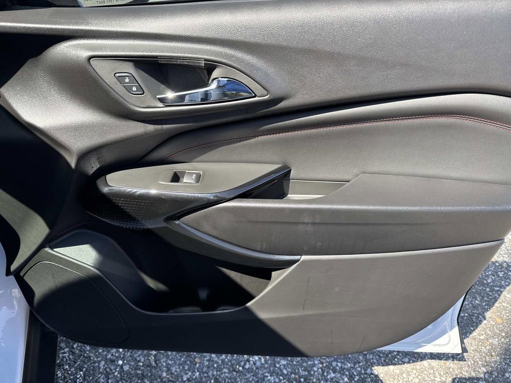 New 2026 Chevrolet Trax RS w/ Sunroof Package image 14