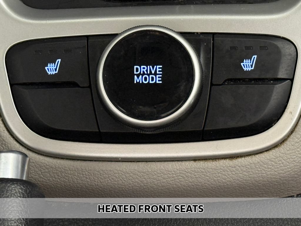 Used 2021 Hyundai Venue SEL w/ Premium Package FWD image 7