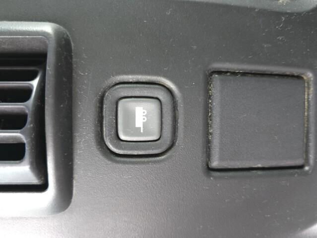 Used 2004 GMC Savana 3500 image 17