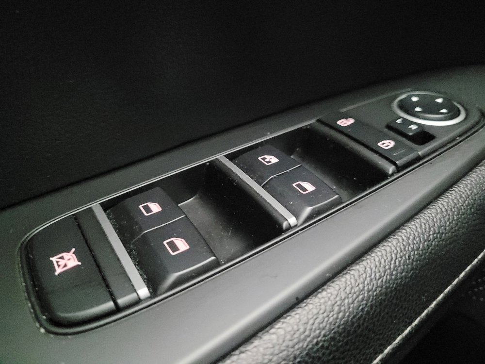 Used 2023 Kia Forte GT-Line w/ GT-Line Premium Package image 27