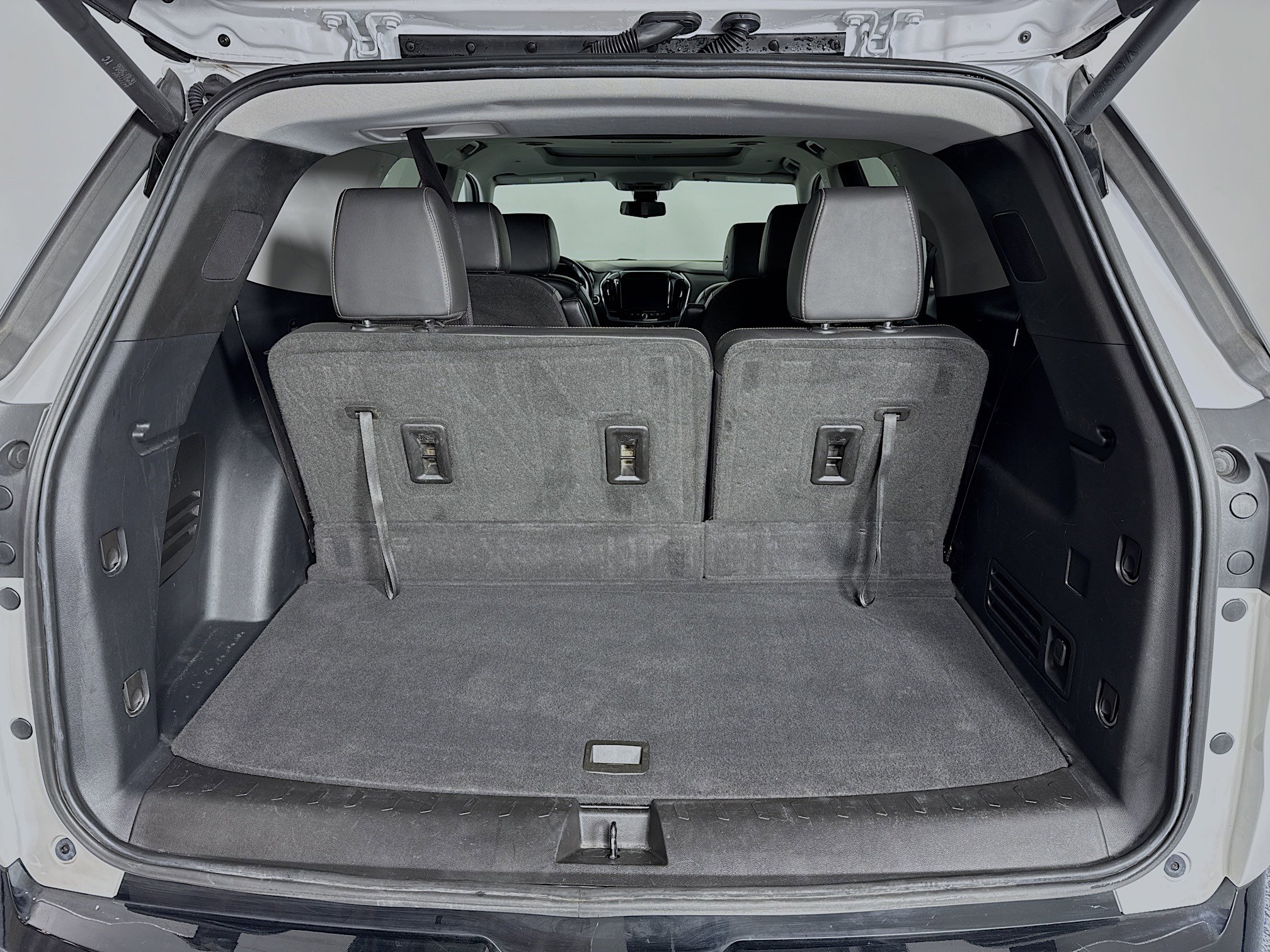 Used 2020 Chevrolet Traverse Premier w/ Redline Edition image 28