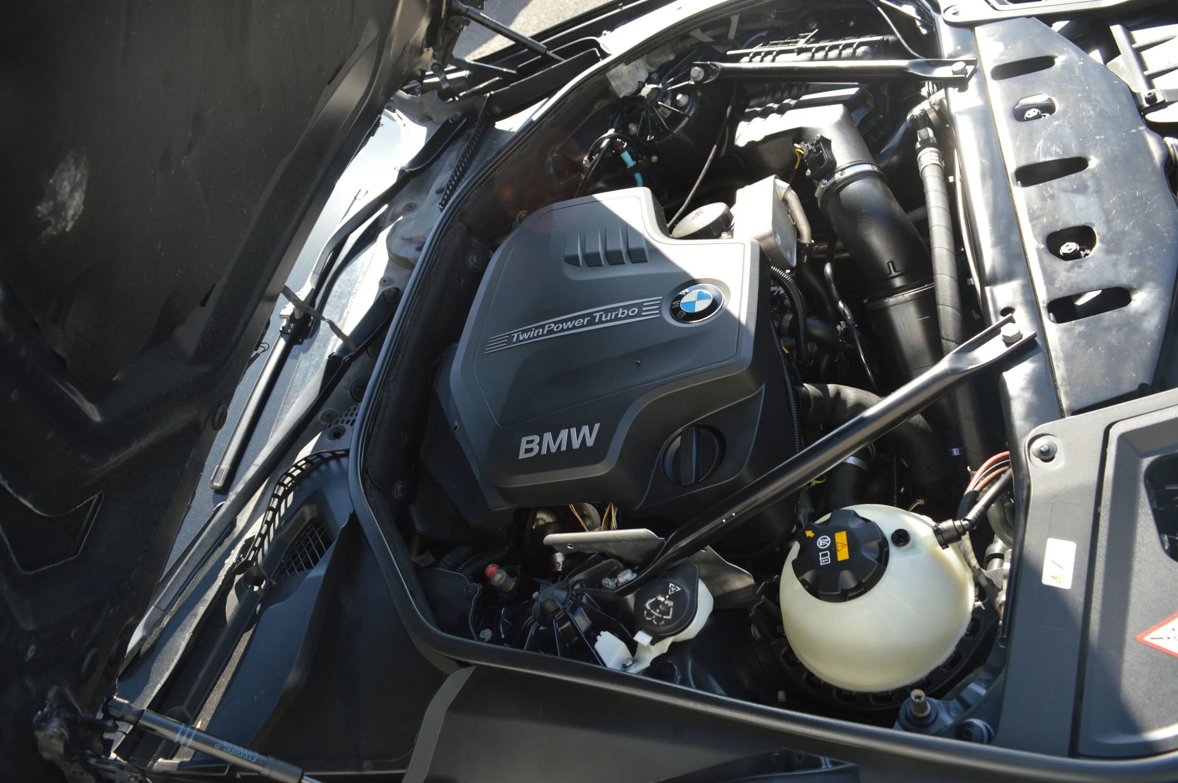 Used 2016 BMW 528i Sedan image 33