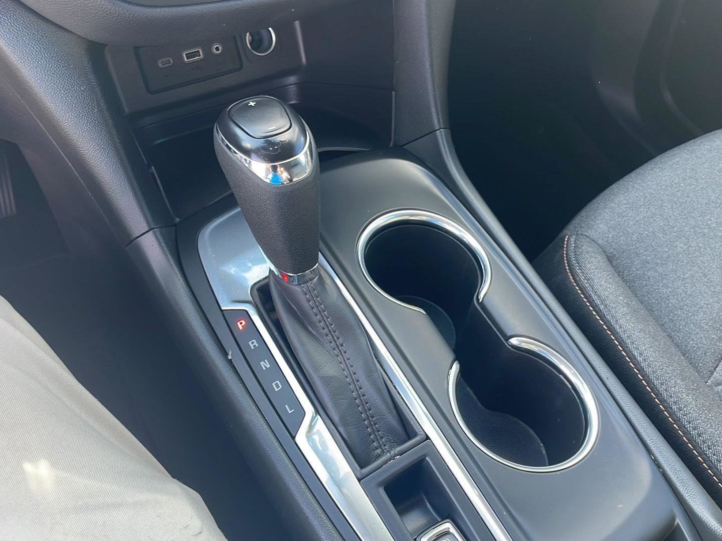 Used 2021 Chevrolet Equinox LT w/ LPO, Blackout Package image 12