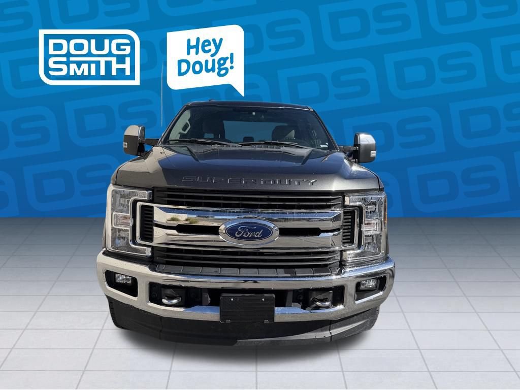 Used 2017 Ford F250 XLT w/ XLT Premium Package AWD/4WD image 7