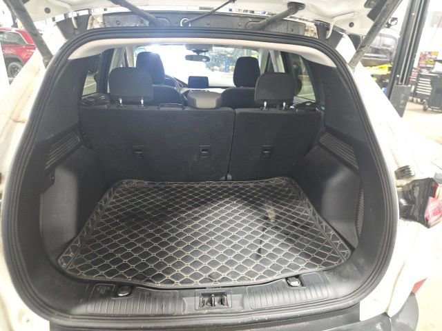 Used 2021 Ford Escape SE w/ SE Sport Appearance Package image 12