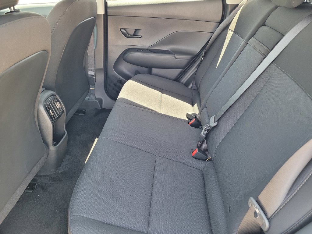 New 2025 Hyundai Kona SEL FWD image 6
