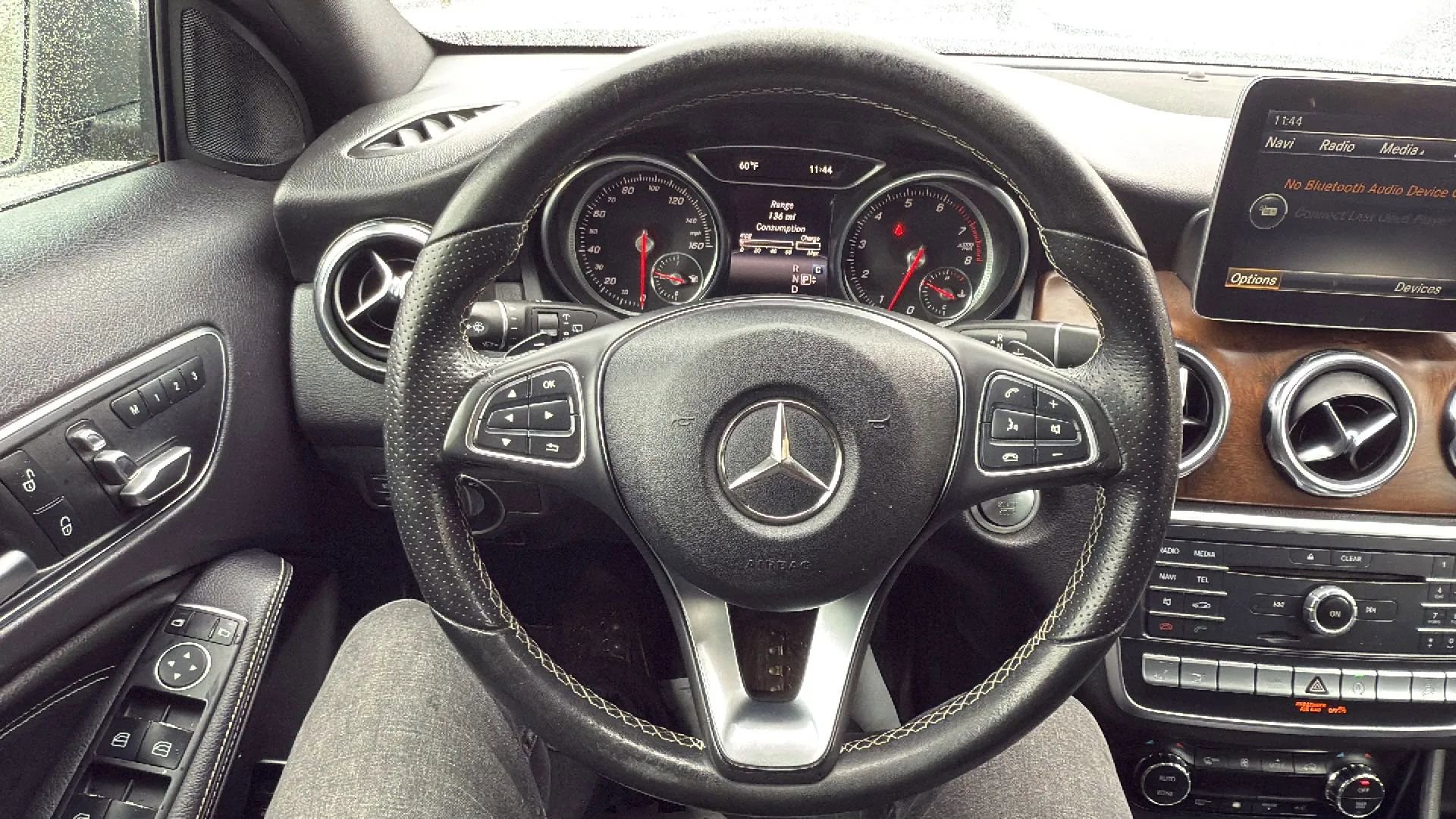 Used 2018 Mercedes-Benz GLA 250 4MATIC image 10