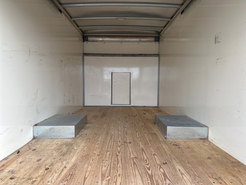 Used 2020 Ford Transit 350 DRW w/ Exterior Upgrade Package image 16