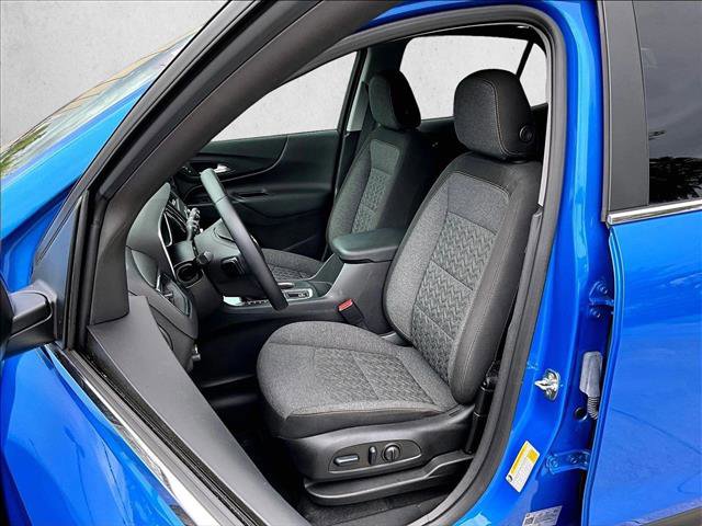 Used 2024 Chevrolet Equinox LT FWD image 27