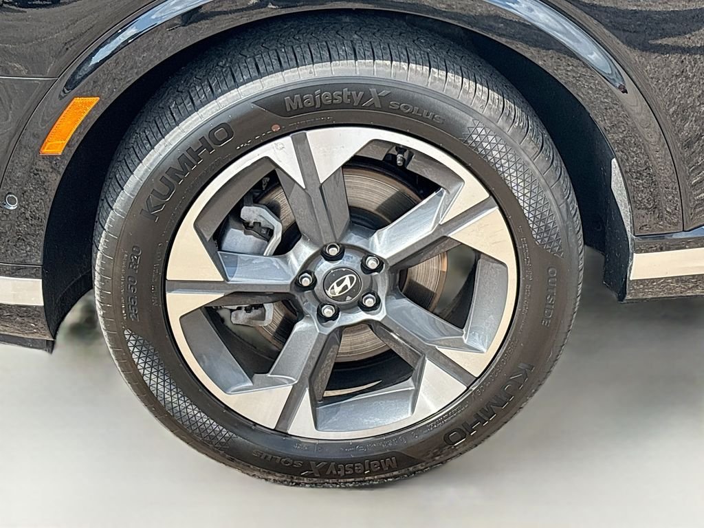 Certified 2026 Hyundai Palisade Limited AWD/4WD image 32