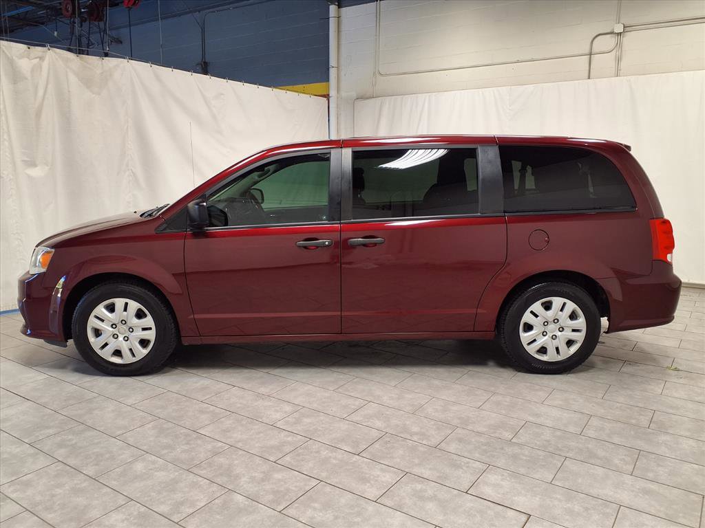 Used 2020 Dodge Grand Caravan SE w/ UConnect Hands-Free Group image 6