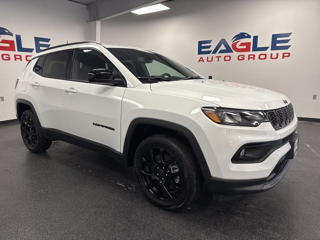 New 2026 Jeep Compass Latitude image 2