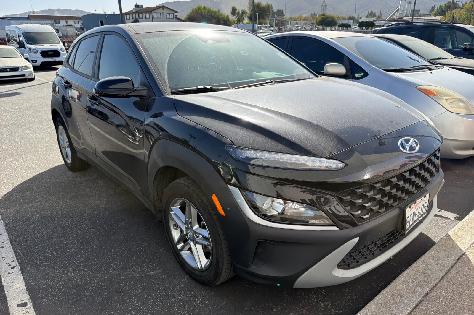 Used 2023 Hyundai Kona SE FWD image 2