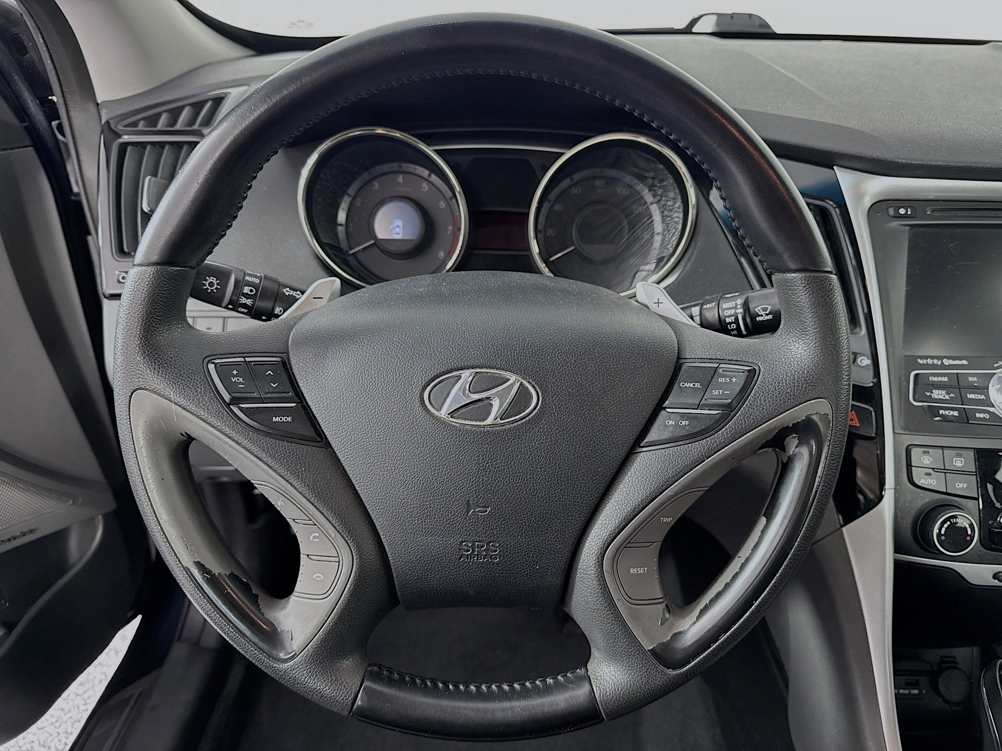 Used 2013 Hyundai Sonata Limited w/ Premium Pkg image 11