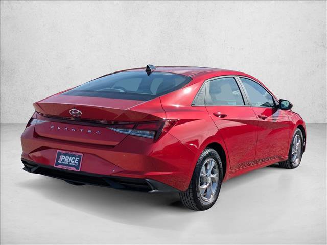 Certified 2021 Hyundai Elantra SE FWD image 5