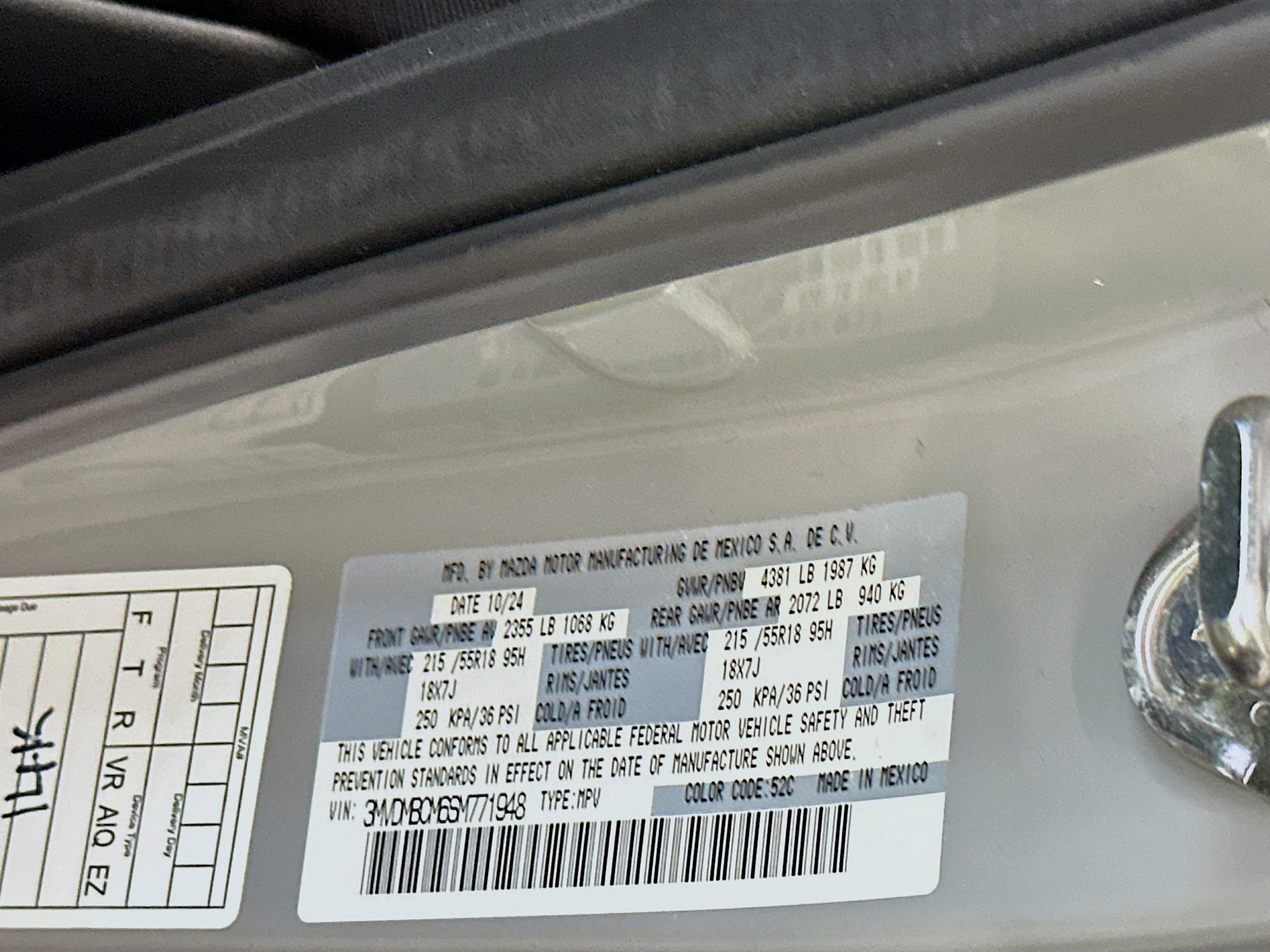 Used 2025 MAZDA CX-30 AWD 2.5 S w/ Preferred Package image 12