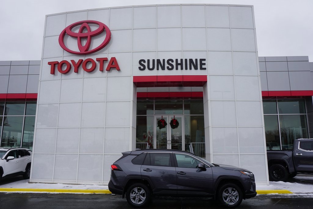 New 2025 Toyota RAV4 XLE image 1