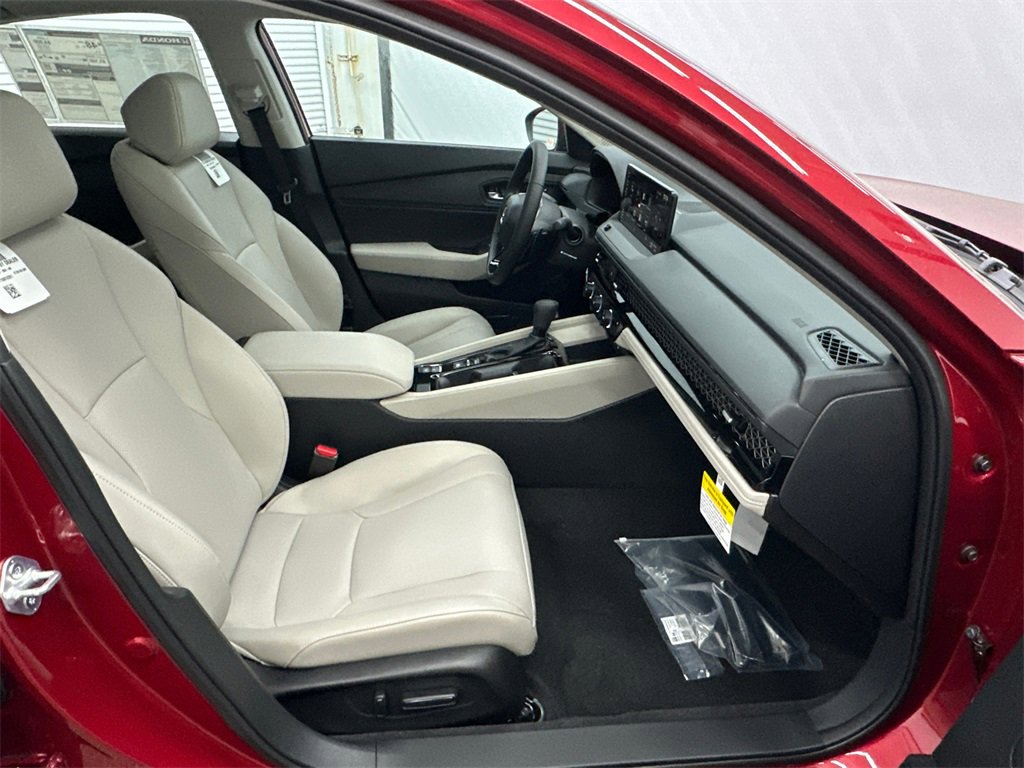 New 2025 Honda Accord EX-L image 15
