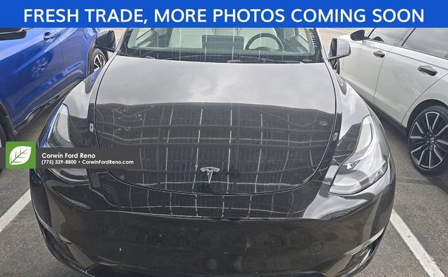 Used 2024 Tesla Model Y Long Range AWD/4WD image 2
