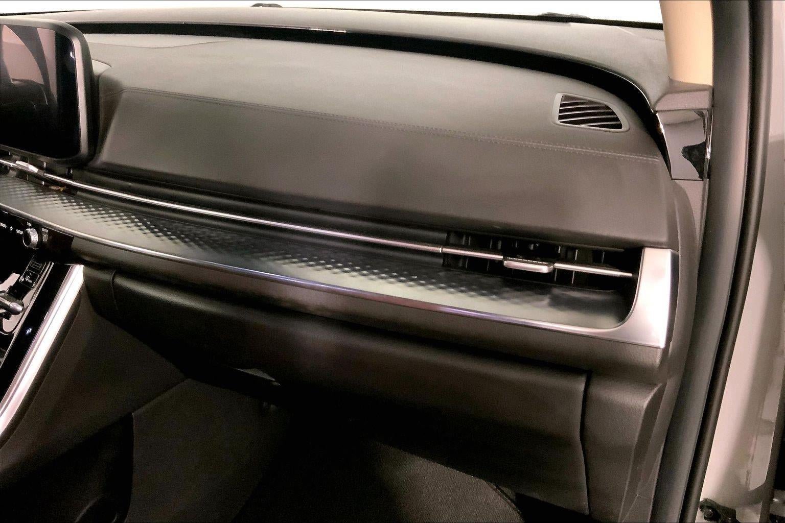 Certified 2024 Kia Carnival SX Prestige FWD image 16