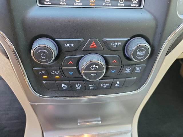 Used 2021 Jeep Grand Cherokee Laredo RWD image 21