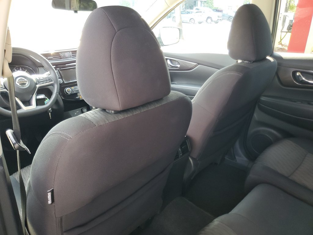 Used 2019 Nissan Rogue S w/ Special Edition Package FWD image 10