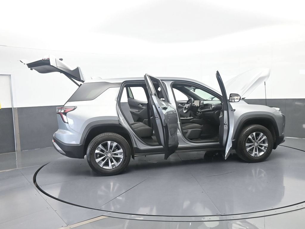 Used 2026 Chevrolet Equinox LT FWD image 69