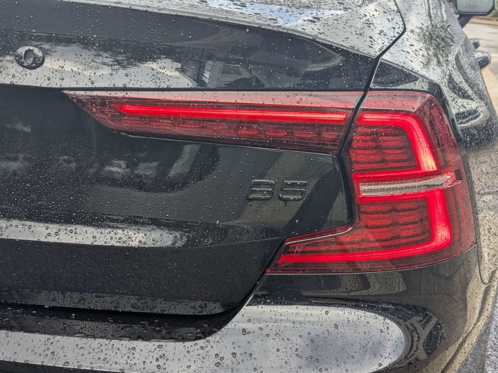 Certified 2024 Volvo S60 B5 Plus w/ Climate Package FWD image 13