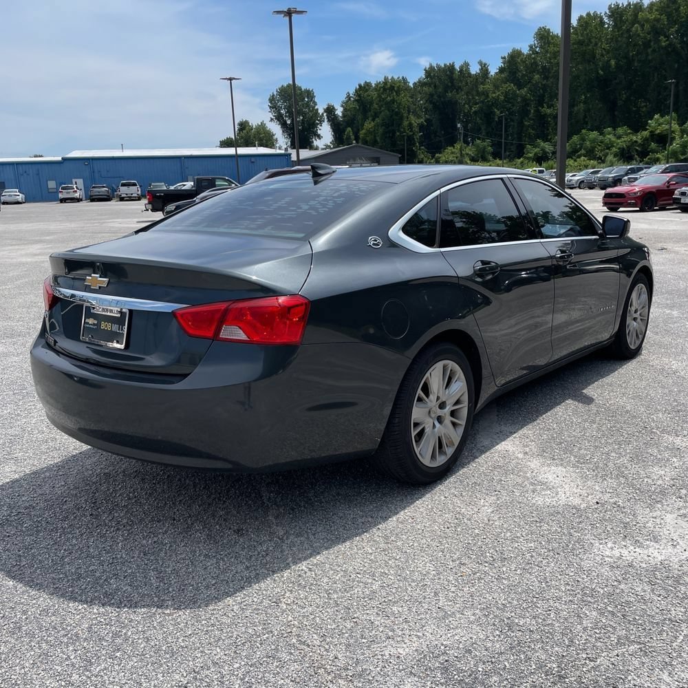 Used 2019 Chevrolet Impala LS FWD image 3