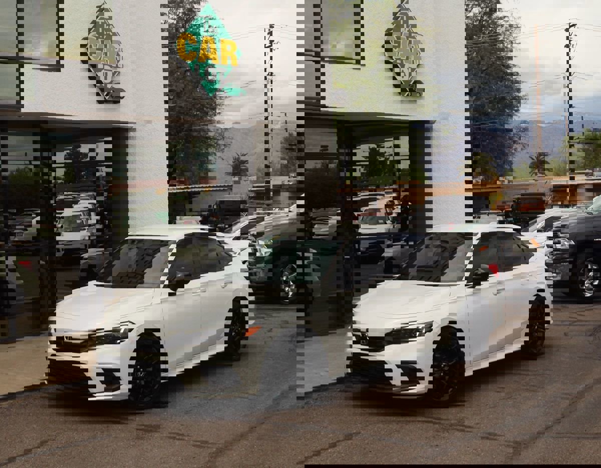 Used 2024 Honda Civic Sport image 2