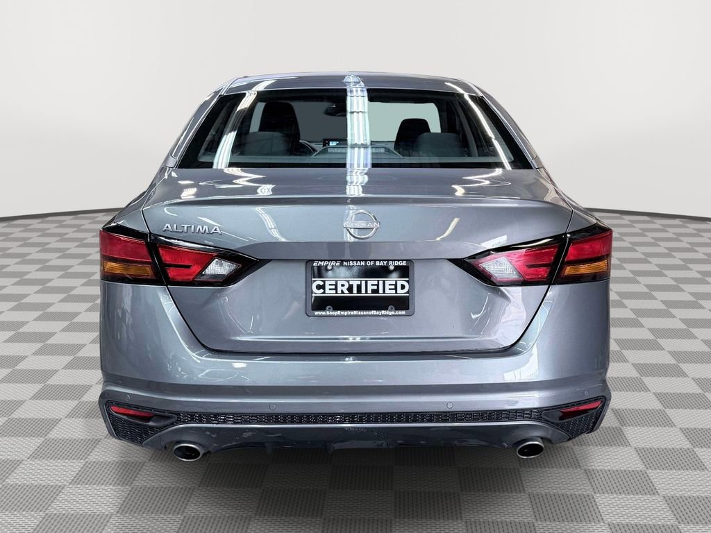 Used 2025 Nissan Altima 2.5 SV w/ SV Premium Package FWD image 4
