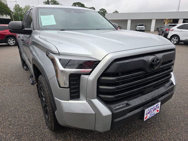 Used 2024 Toyota Tundra SR5 RWD image 2
