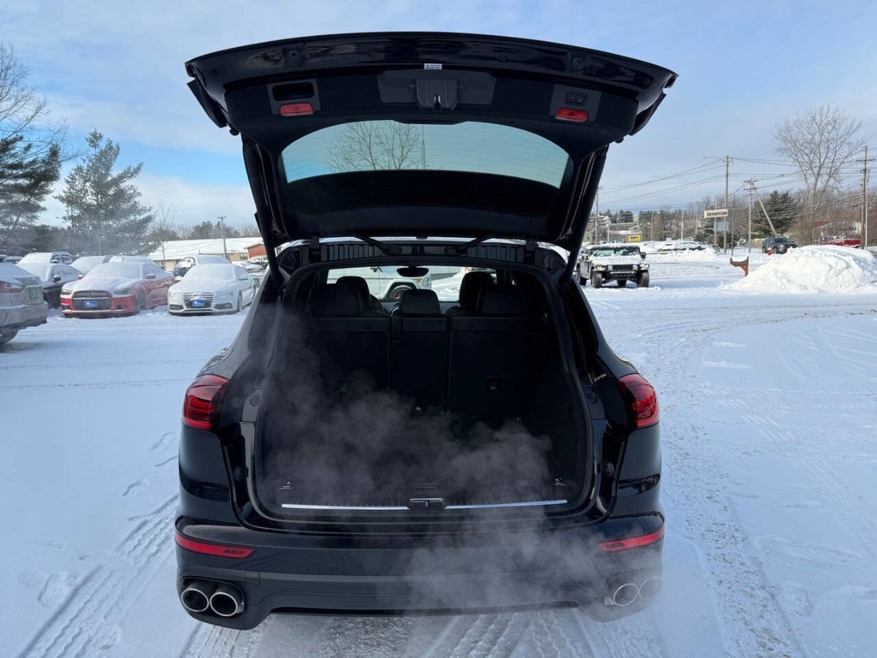 Used 2016 Porsche Cayenne S AWD/4WD image 12