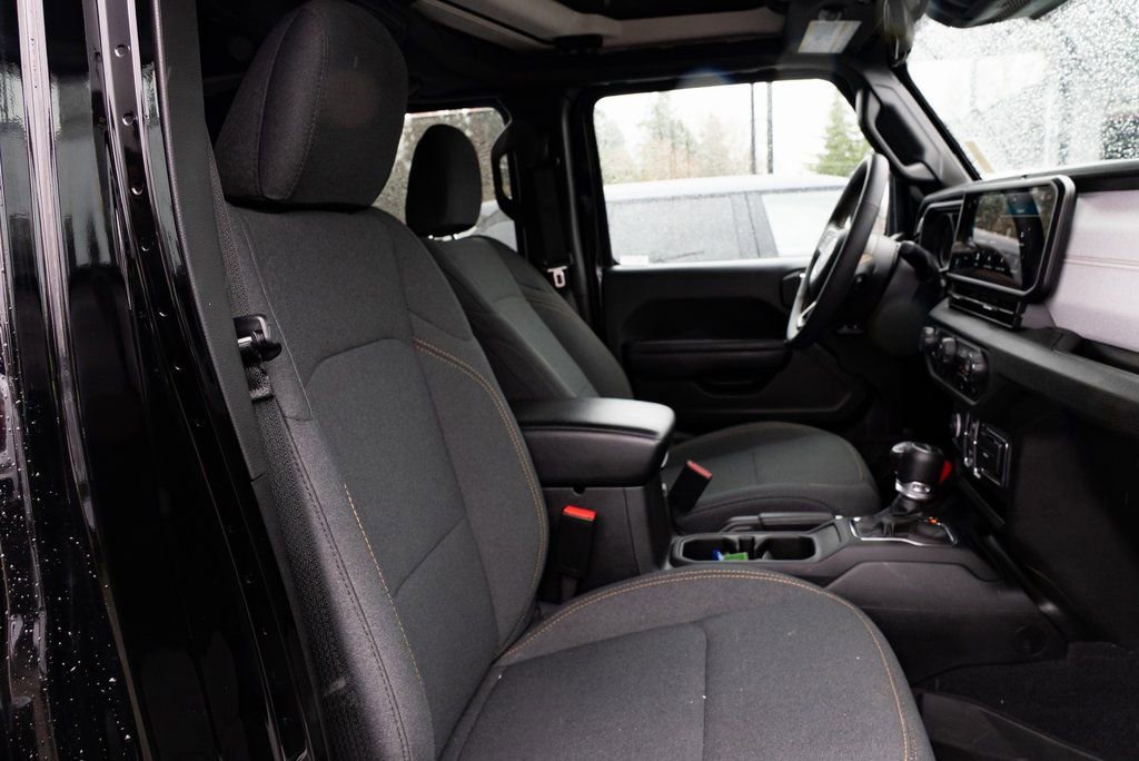 Used 2024 Jeep Gladiator Sport image 24