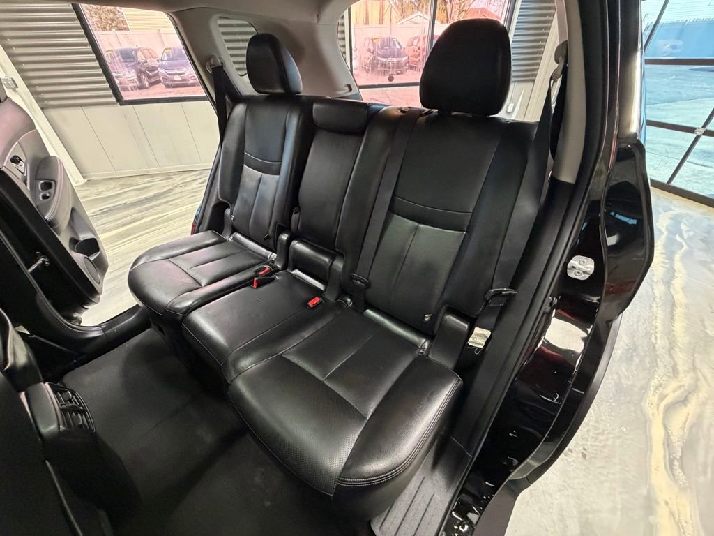 Used 2018 Nissan Rogue SL w/ Premium Package AWD/4WD image 6