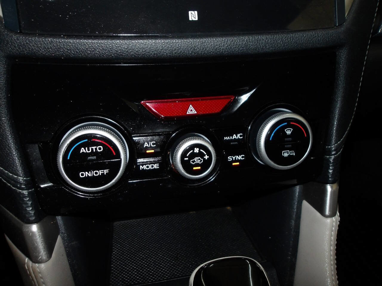 Used 2020 Subaru Forester Limited w/ Popular Package #3 image 14