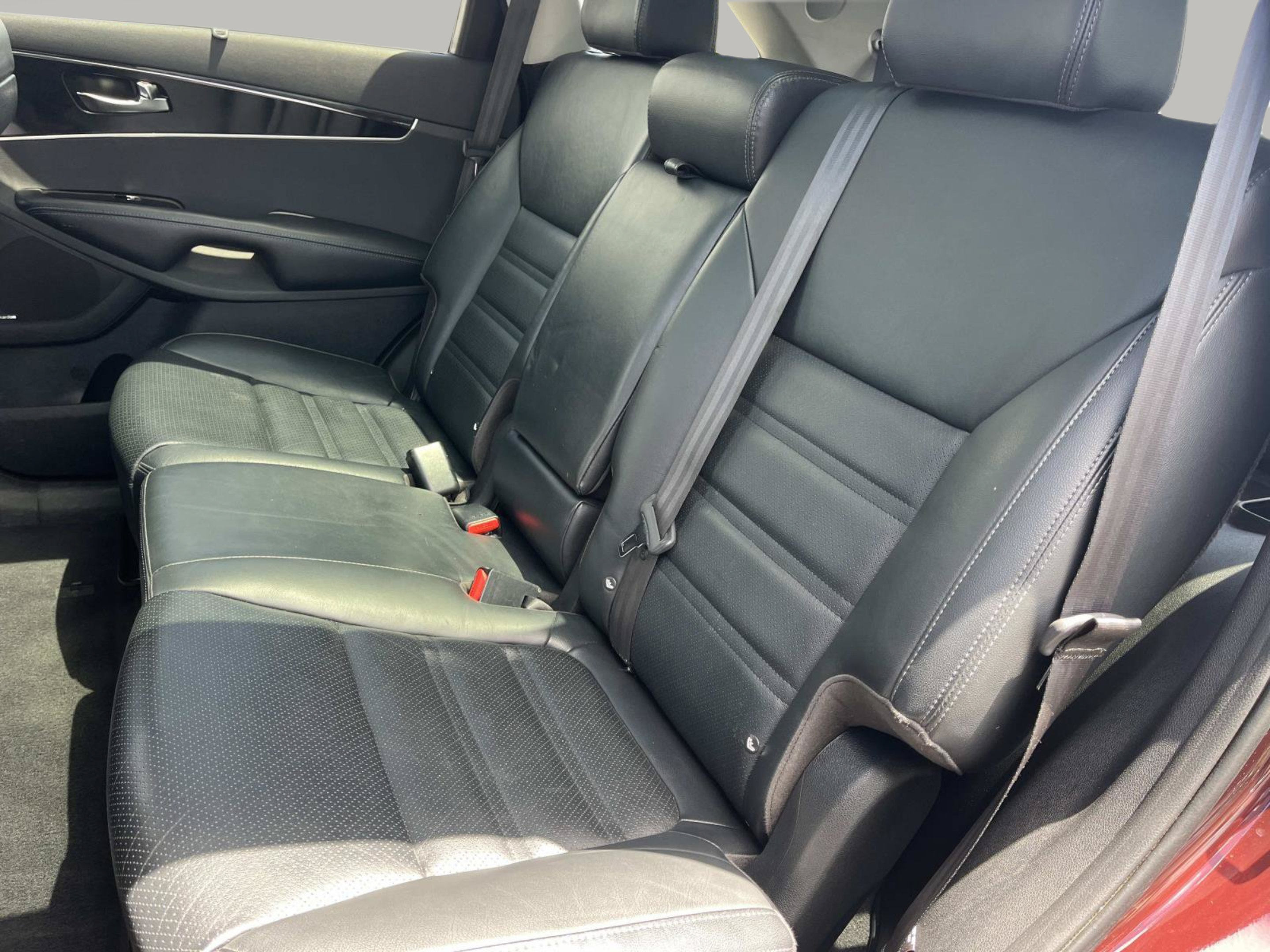 Used 2019 Kia Sorento EX w/ EX Touring Package FWD image 18