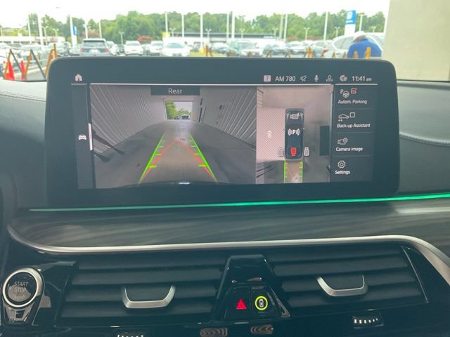 Used 2021 BMW M550i xDrive w/ Premium Package AWD/4WD image 17