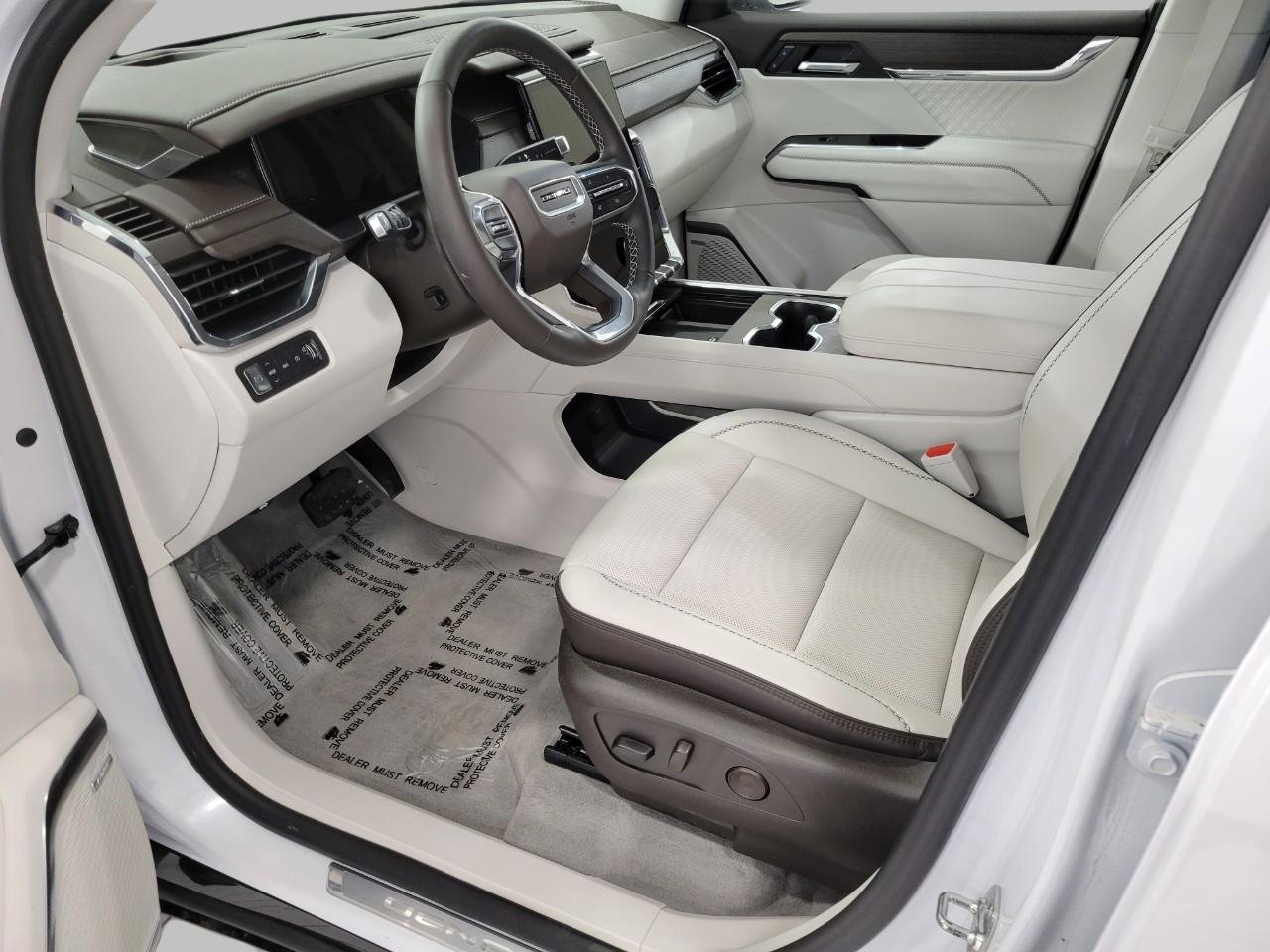 Used 2024 GMC Acadia Denali w/ LPO, Floor Liner Package AWD/4WD image 10