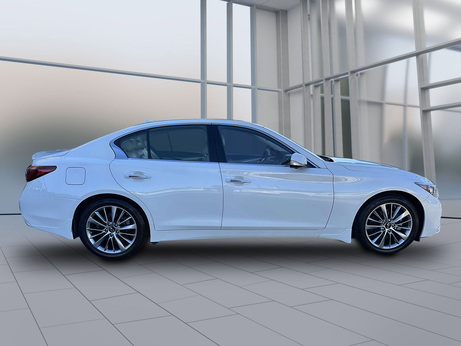 Used 2022 INFINITI Q50 Luxe w/ Cargo Package image 4