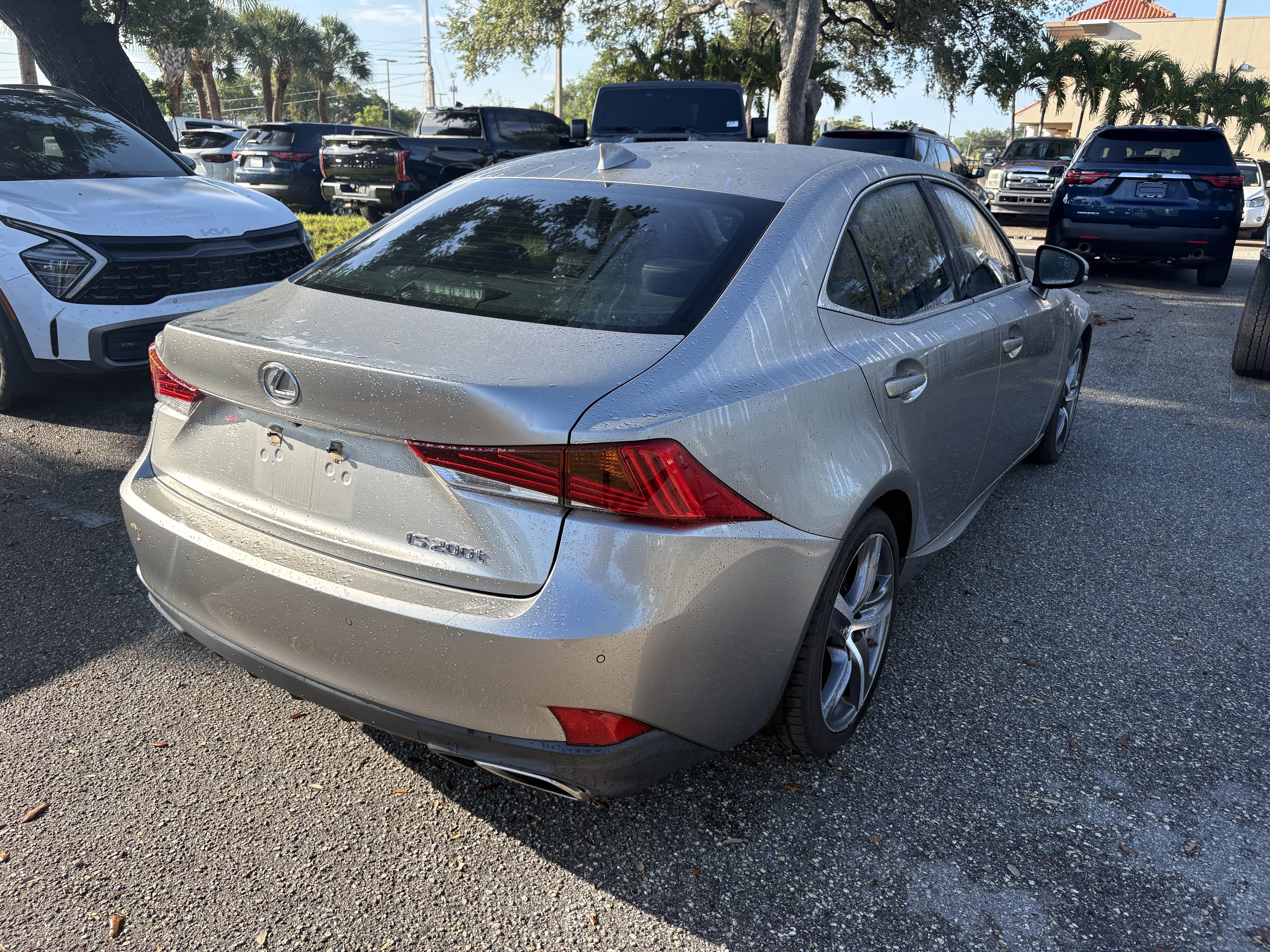 Used 2017 Lexus IS 200t w/ Premium Package RWD image 8
