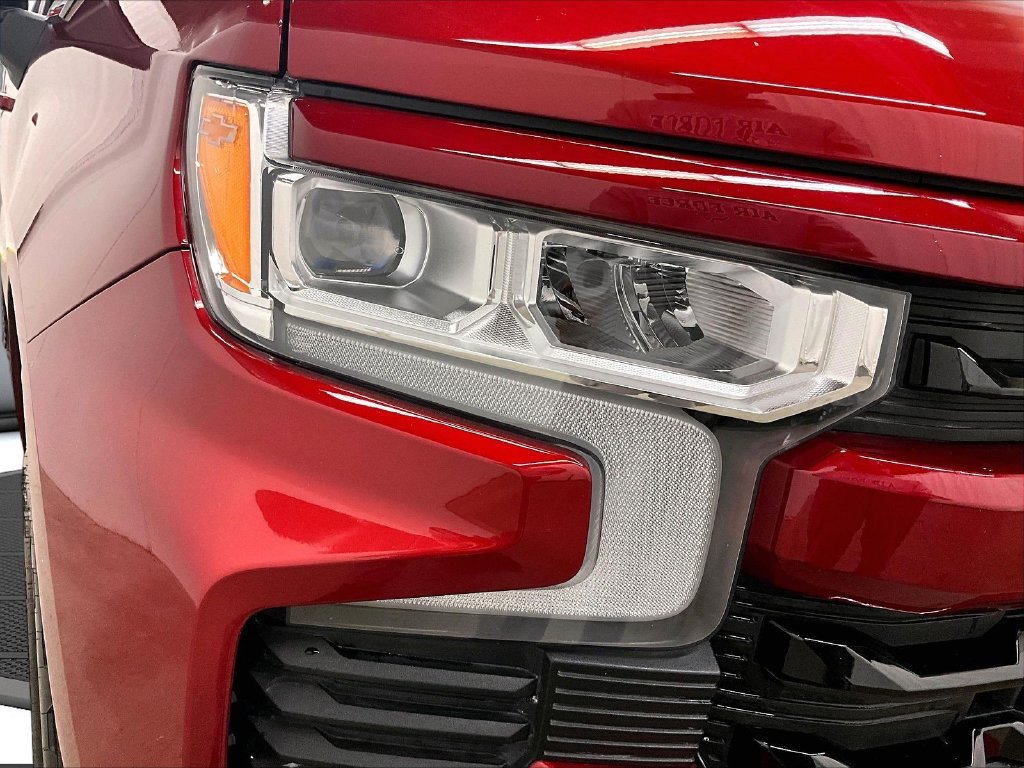 Used 2023 Chevrolet Silverado 1500 RST AWD/4WD image 31