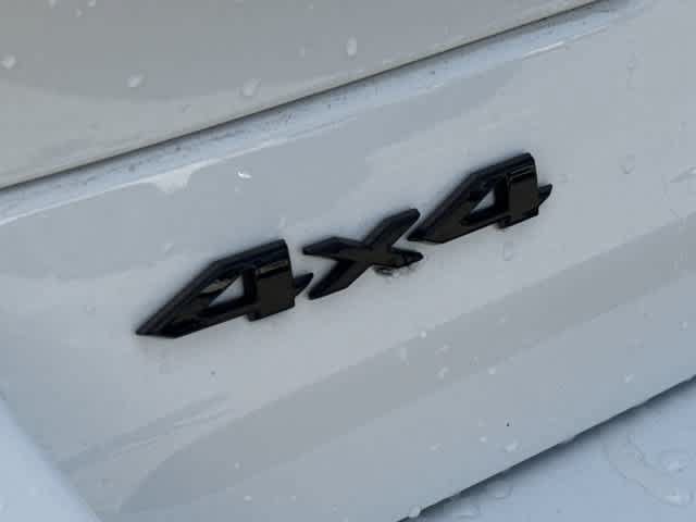 Used 2023 Jeep Grand Cherokee Limited w/ Luxury Tech Group II AWD/4WD image 13
