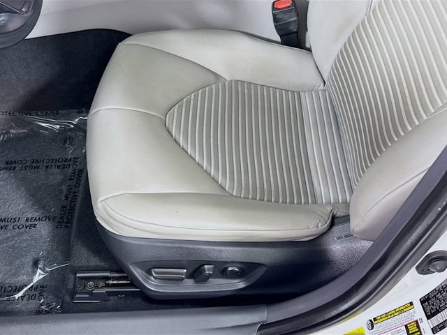 Certified 2022 Toyota Camry SE w/ Carpet Mat Package (TMS) FWD image 20