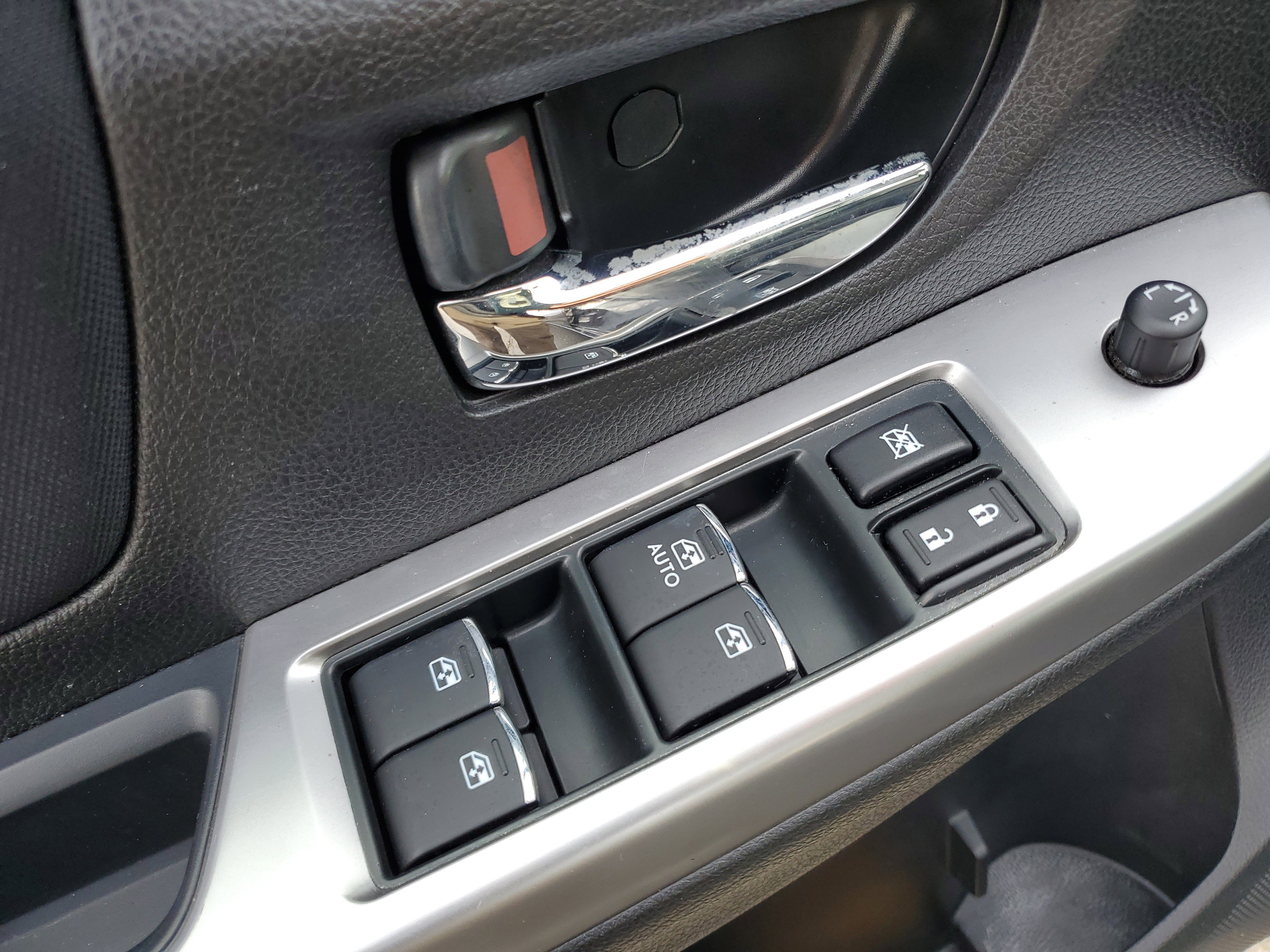 Used 2015 Subaru Impreza 2.0i Premium image 16